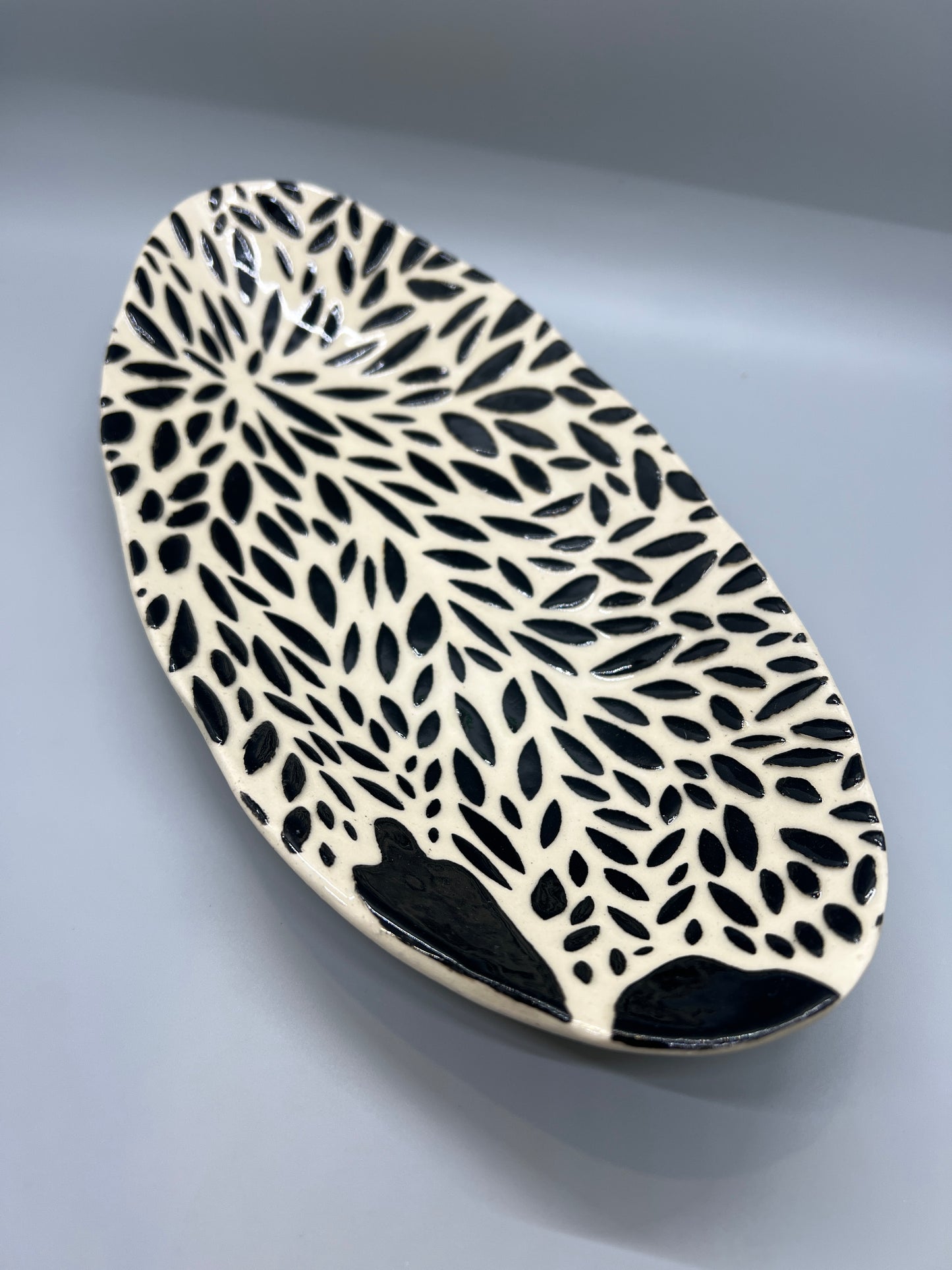 B&W Textured Tray
